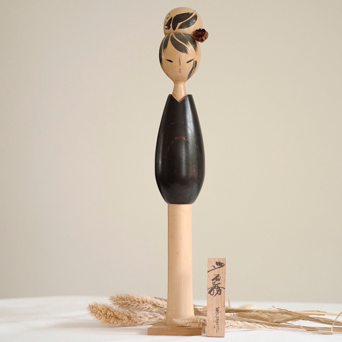 TRÈS GRANDE KOKESHI VINTAGE PAR MIYAJIMA MUHITSU / AVEC SA BOÎTE