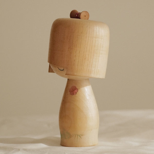 KOKESHI VINTAGE PAR IZUMI UEDA / 20 CM