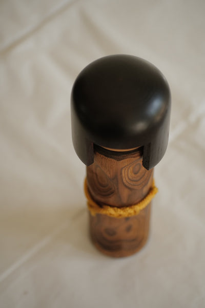 KOKESHI VINTAGE USABURO / 28 CM