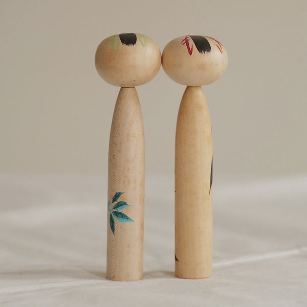 DUO DE KOKESHI VINTAGE / AVEC LEUR BOÎTE / 15,5 CM