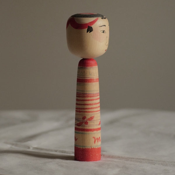 KOKESHI NAKANOSAWA VINTAGE PAR ARAKAWA YOICHI / 21,5 CM