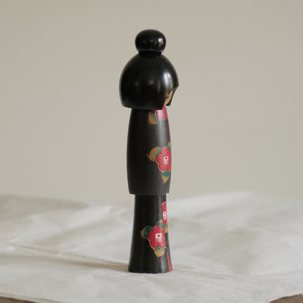 KOKESHI VINTAGE PAR MIYASHITA HAJIME / 24 CM