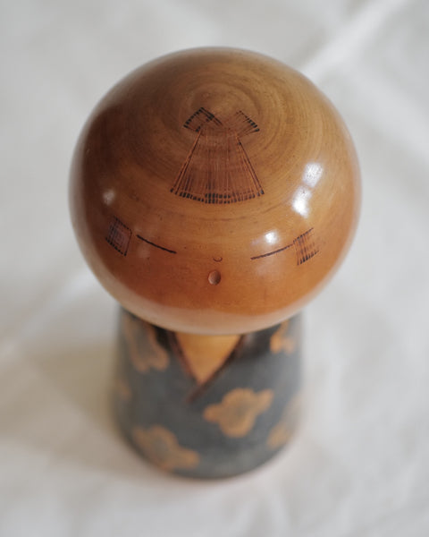 KOKESHI VINTAGE PAR MURAKAMI KENICHI / 22,5 CM