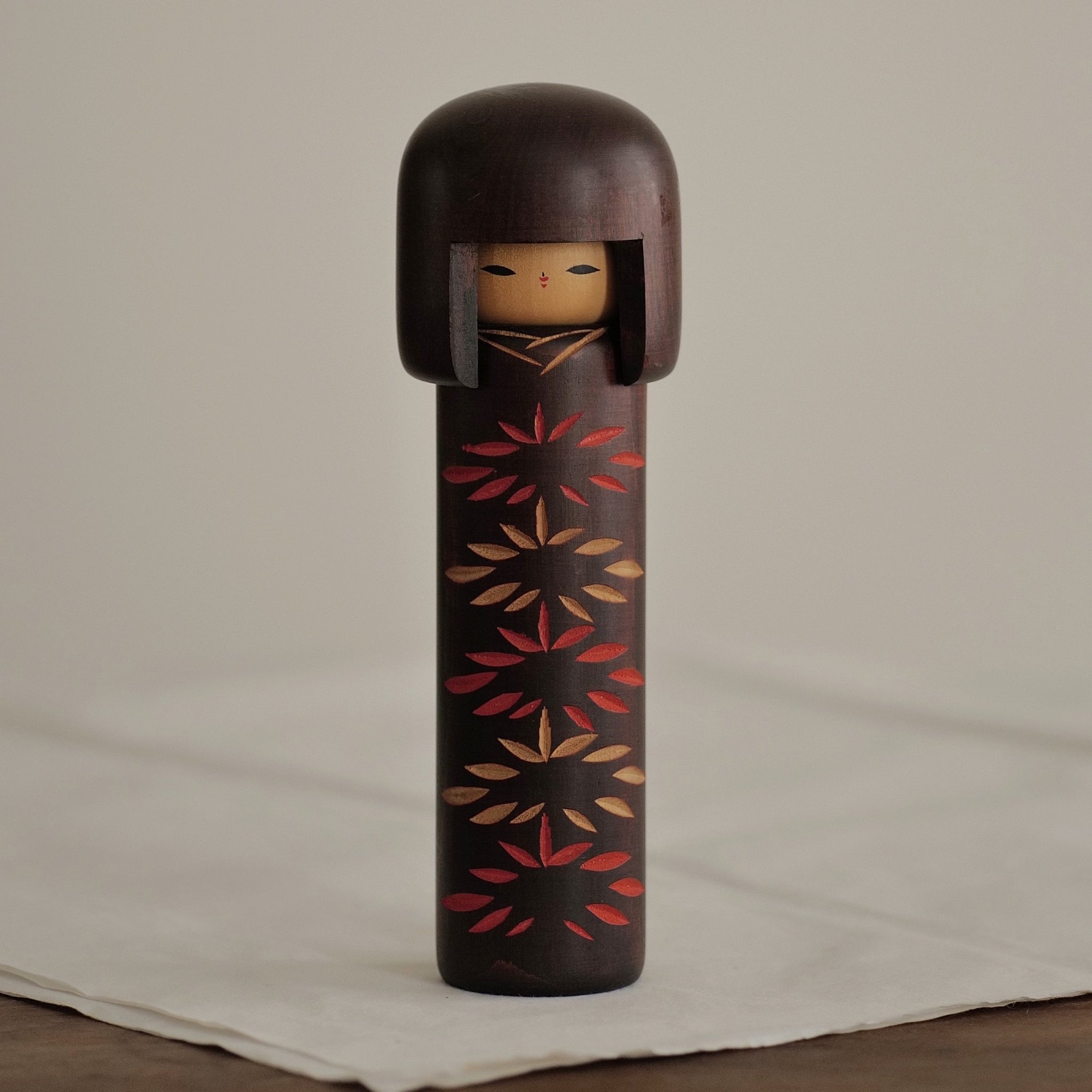 KOKESHI VINTAGE PAR USABURO / 22 CM