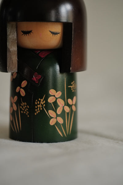 KOKESHI VINTAGE PAR MIYASHITA HAJIME / 12,5 CM