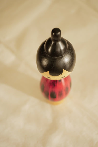 KOKESHI VINTAGE PAR ISHIHARA HIDEO / 25 CM