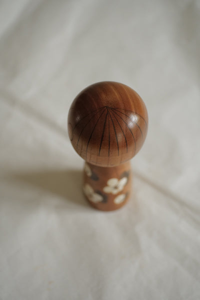 KOKESHI VINTAGE PAR KATO MASAMI / 14 CM