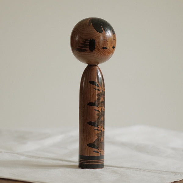 KOKESHI VINTAGE SHINGATA PAR HAMATSU CHIYOKO / 24 CM