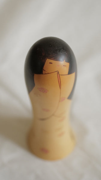 KOKESHI VINTAGE PAR USABURO / 19,5 CM