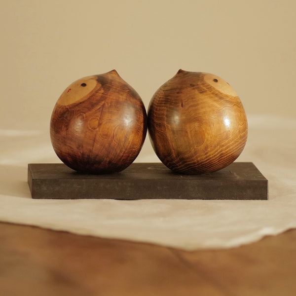 DUO DE KOKESHI VINTAGES PAR YAMANAKA SANPEI  / AVEC LEUR SOCLE / 10 CM