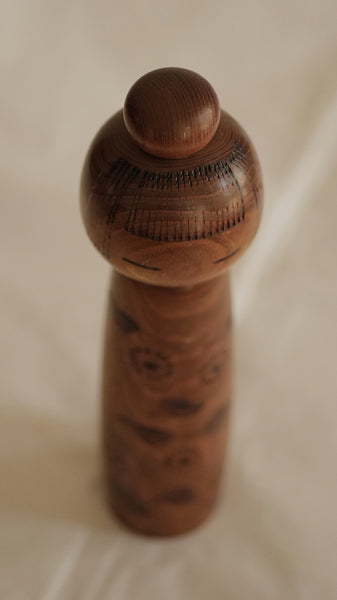 KOKESHI VINTAGE PAR TAKAMIZAWA KAZUO / 25 CM