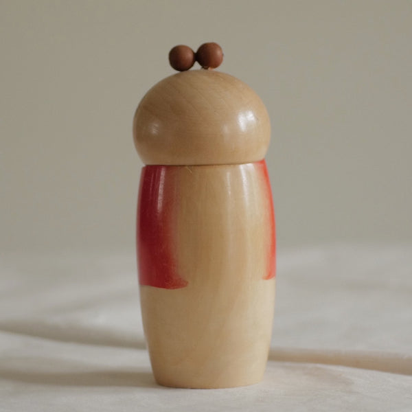 KOKESHI  VINTAGE PAR KISHI SADAO / 16,5 CM