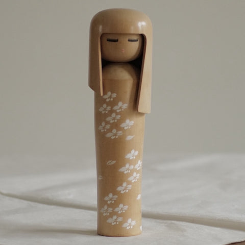 KOKESHI VINTAGE MIYAJIMA MUHITSU / 21 CM