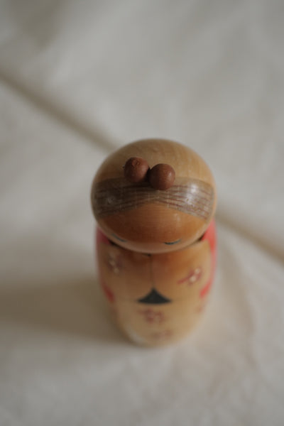 KOKESHI  VINTAGE PAR KISHI SADAO / 16,5 CM