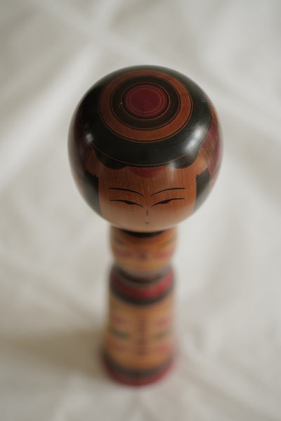 KOKESHI VINTAGE YAJIRO PAR SATO MINAO / 30 CM