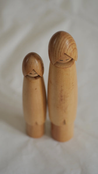 DUO DE KOKESHI VINTAGE PAR SHOZAN SHIDO / 27,5 cm