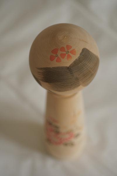 KOKESHI VINTAGE PAR KISAKU / 32 CM