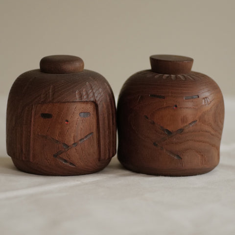 COUPLE DE KOKESHI VINTAGE PAR SANPEI YAMANAKA / 9,5 CM