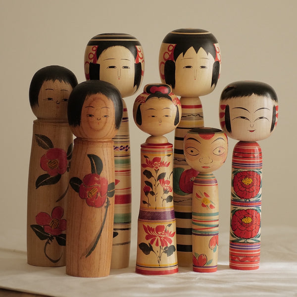 KOKESHI VINTAGE DE STYLE TOGATTA PAR SATO KAZUO / 24,5 CM