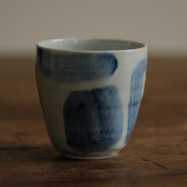 TASSE BLANCHE ET BLEUE / TAMBA YAKI