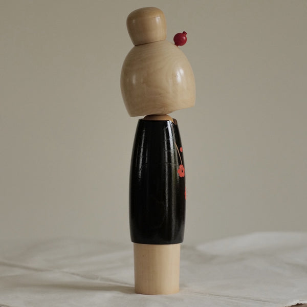 KOKESHI VINTAGE PAR MIYASHITA HAJIME / 32,5 CM