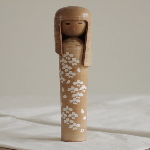 KOKESHI VINTAGE MIYAJIMA MUHITSU / 21 CM