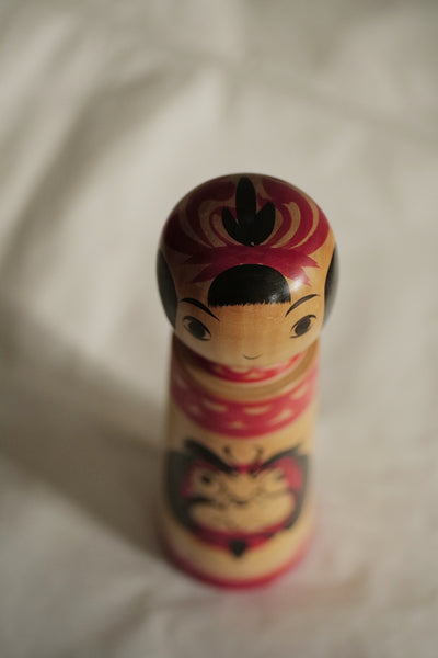 KOKESHI VINTAGE DE STYLE ZAO PAR ABE SHINYA / 23,5 CM