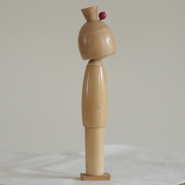 KOKESHI VINTAGE PAR MIYASHITA HAJIME / 33,5 CM