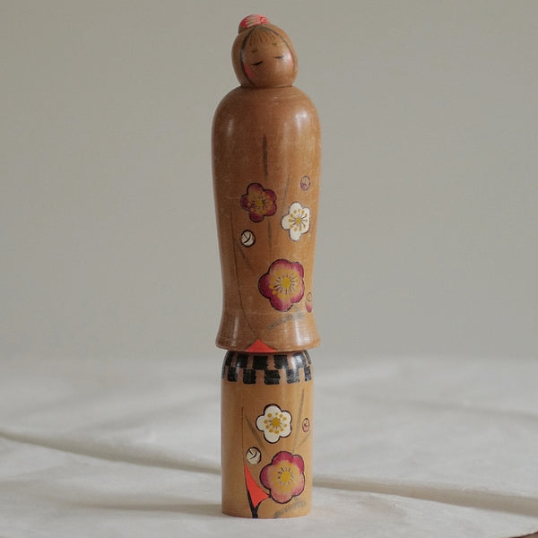 KOKESHI  VINTAGE PAR YAJIMA SUIHO / 23,5 CM