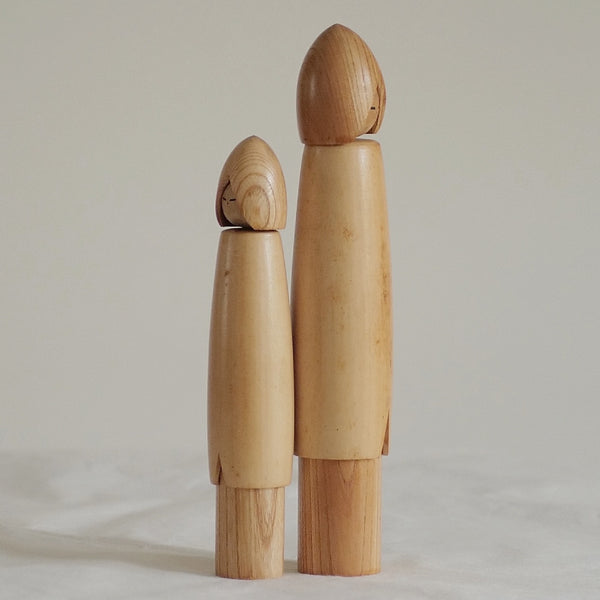 DUO DE KOKESHI VINTAGE PAR SHOZAN SHIDO / 27,5 cm