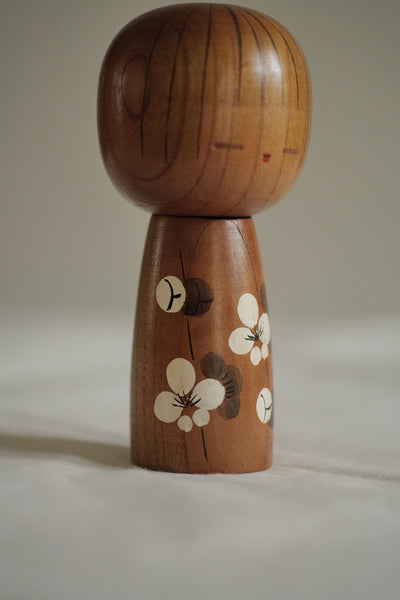 KOKESHI VINTAGE PAR KATO MASAMI / 14 CM