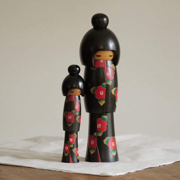 KOKESHI VINTAGE PAR MIYASHITA HAJIME / 24 CM