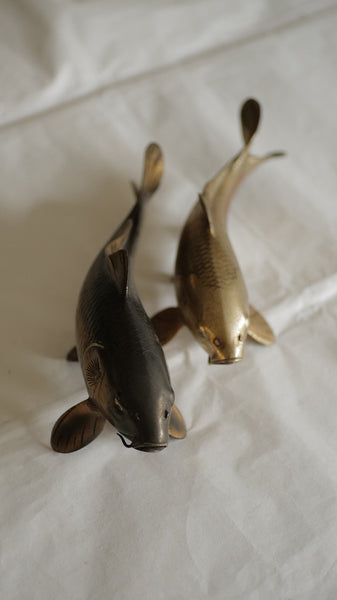 OKIMONO COUPLE DE CARPES EN BRONZE PAR NOBUMITSU