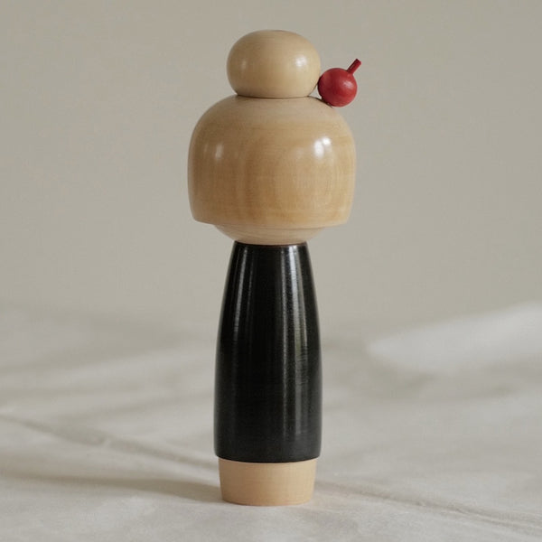 KOKESHI VINTAGE PAR KOHO / AVEC SA BOÎTE / 18,5 CM