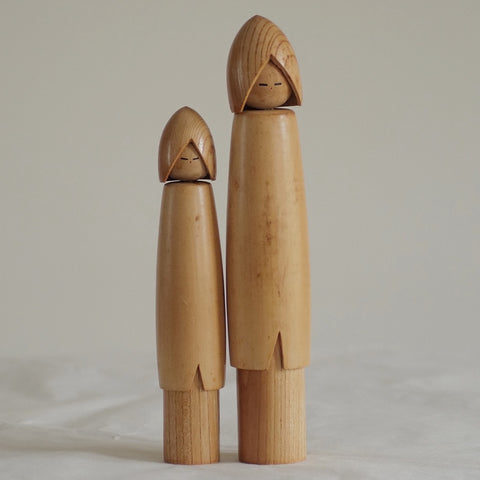 DUO DE KOKESHI VINTAGE PAR SHOZAN SHIDO / 27,5 cm