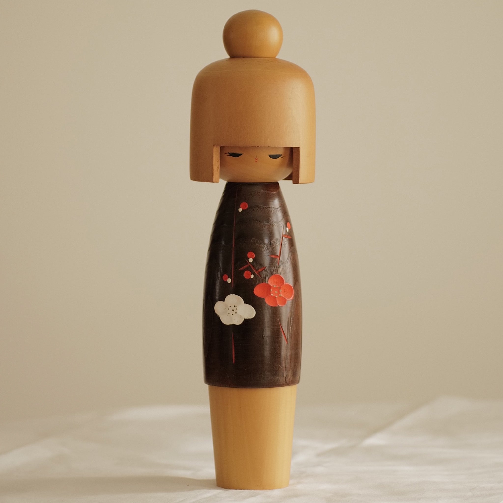 KOKESHI VINTAGE PAR USABURO / 37 CM