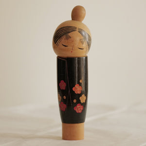 KOKESHI VINTAGE PAR SATO SUIGAI / 23 CM