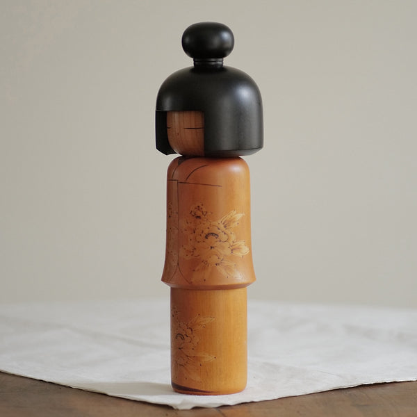 KOKESHI VINTAGE PAR SATO SUIGAI / 32 CM