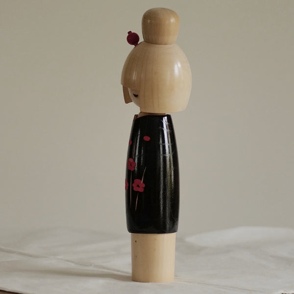 KOKESHI VINTAGE PAR MIYASHITA HAJIME / 32,5 CM