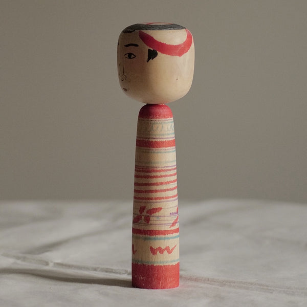 KOKESHI NAKANOSAWA VINTAGE PAR ARAKAWA YOICHI / 21,5 CM