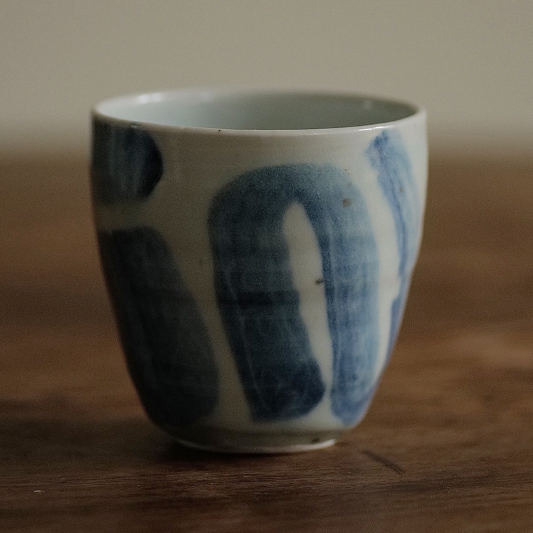 TASSE BLANCHE ET BLEUE / TAMBA YAKI