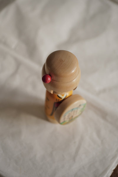 KOKESHI SOUVENIR PAR KUNIO MIYAGAWA / 17 CM