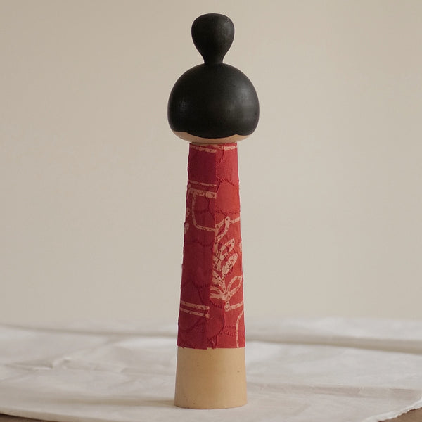 KOKESHI VINTAGE PAR KURIBAYASHI ISSETSU / 30 CM