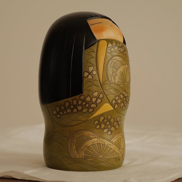 KOKESHI VINTAGE PAR YOSHIDA TAKASHI / AVEC SA BOÎTE ET SA TABLETTE / MASSIVE / 25 CM