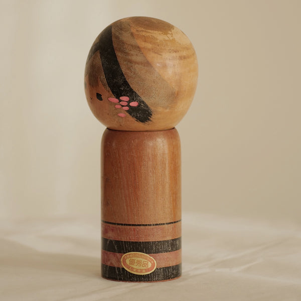 KOKESHI VINTAGE PAR SATO TAKESHI / 23,5 CM