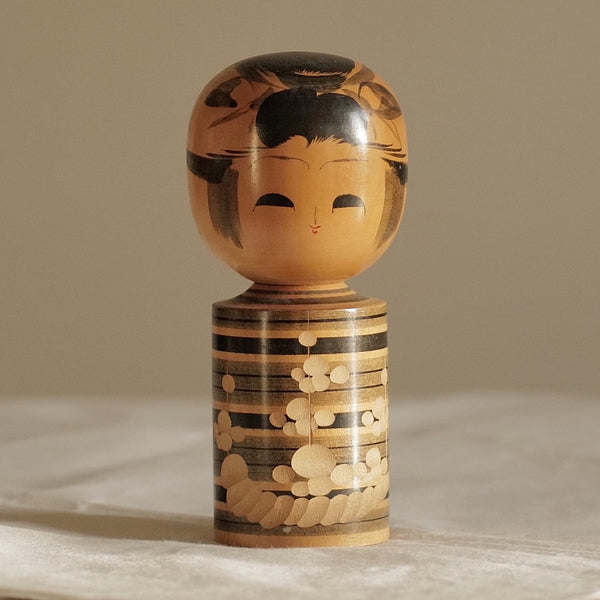 KOKESHI SHINGATA VINTAGE PAR SASAKI ISAO / 18,5 CM