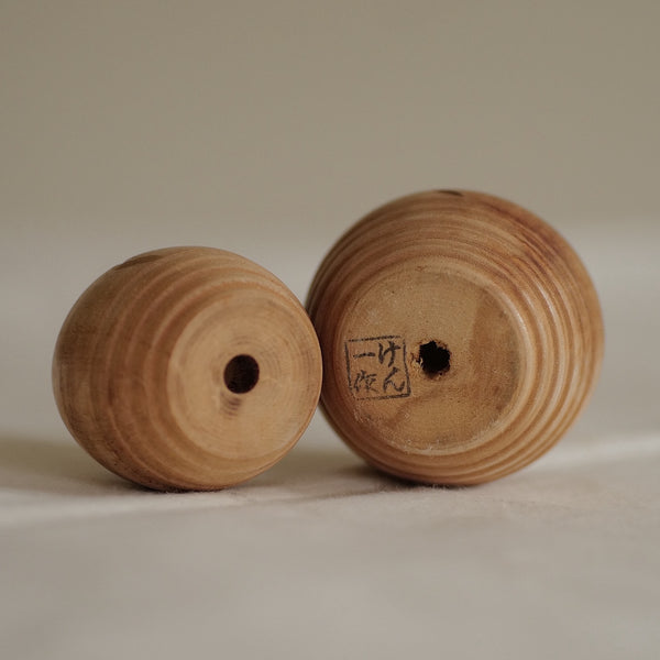 DUO DE KOKESHI VINTAGES PAR MURAKAMI KENICHI / 6 CM