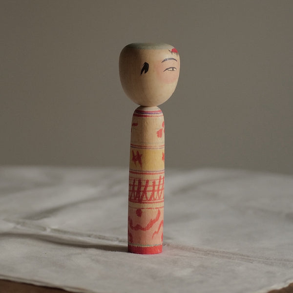 KOKESHI NAKANOSAWA VINTAGE PAR ARAKAWA YOICHI / 18,5 CM