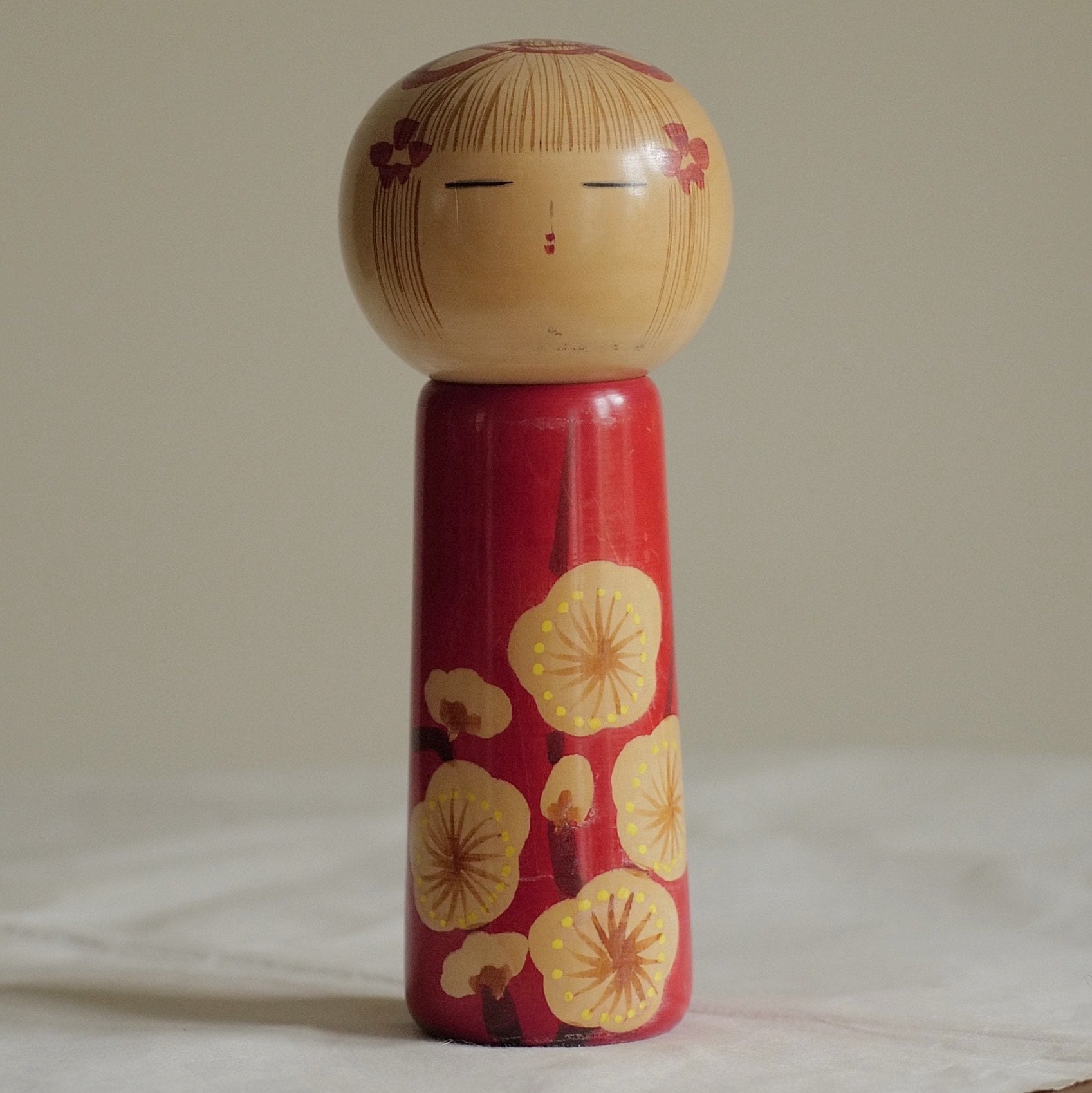 KOKESHI VINTAGE PAR SHIRAMINE / 24 CM