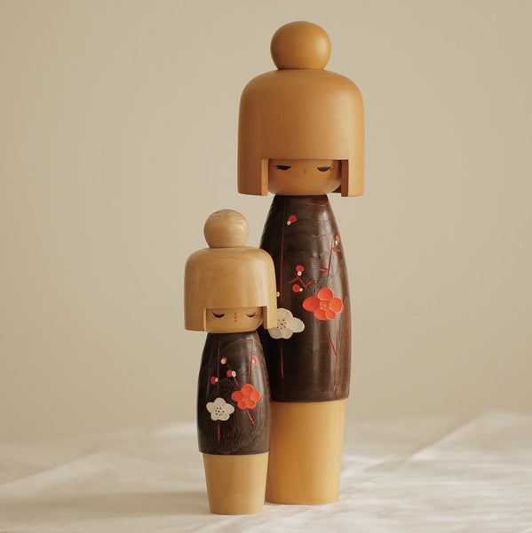 KOKESHI VINTAGE PAR USABURO / 37 CM